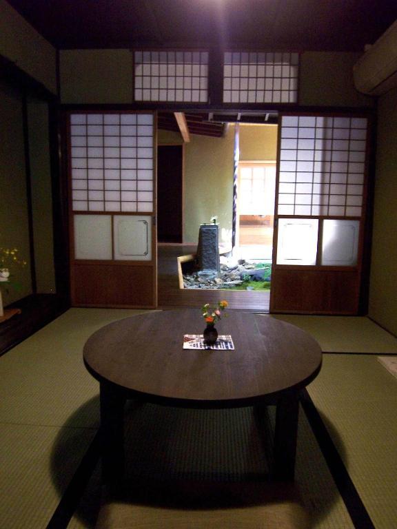 Отель Itsumoya Хацукаити Экстерьер фото